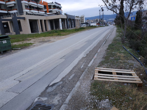 Παιχνίδι με το θάνατο η μετακίνηση των πεζών στην περιοχή του Ευόσμου άνωθεν περιφερειακής οδού