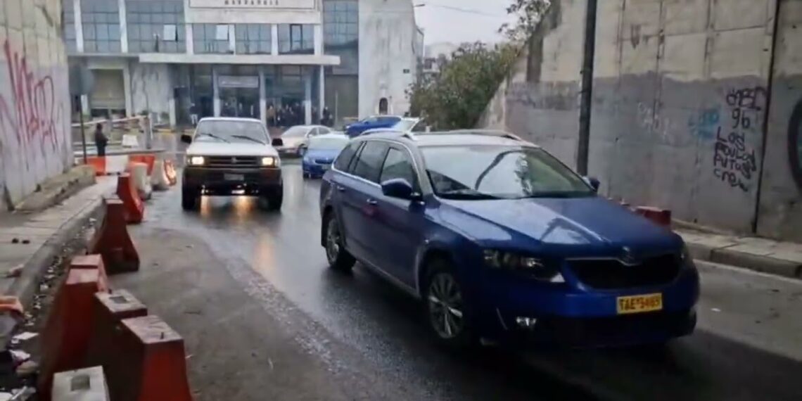 Θεσσαλονίκη: Οδηγοί ταξί και πωλητές λαϊκών αγορών σε κοινή μηχανοκίνητη πορεία προς τα Μάλγαρα – Θα διαμαρτυρηθούν μαζί με τους αγρότες- Δείτε βίντεο