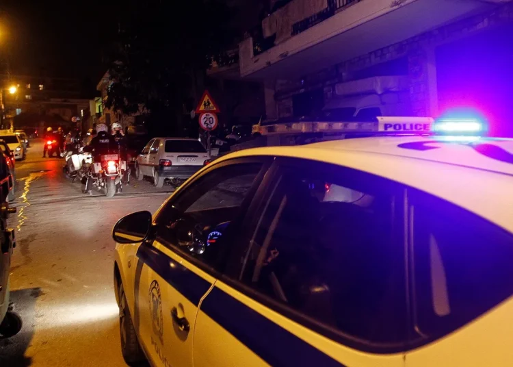 Μενεμένη: 54χρονη έριξε οινόπνευμα σε αυτοκίνητο και προσπάθησε να του βάλει φωτιά