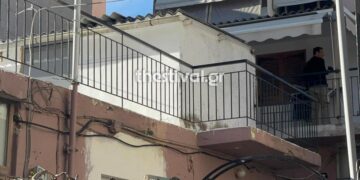 Ημίγυμνη και με ζώνη στον λαιμό βρέθηκε νεκρή η 59χρονη στον Εύοσμο