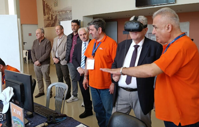 Δήμος Κορδελιού – Ευόσμου: Σε πλήρη εξέλιξη το πρόγραμμα επιμόρφωσης εκπαιδευτικών με VR για τη διαχείριση σεισμού σε σχολικό περιβάλλον