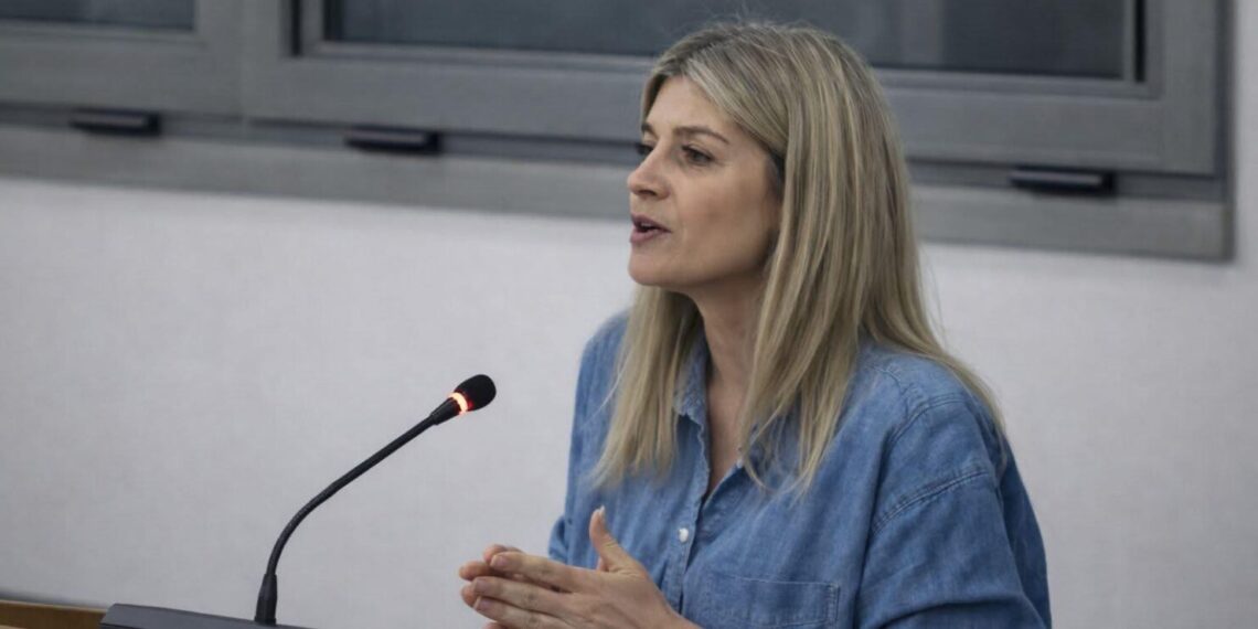 Βαριές Καταγγελίες Πουρσανίδου για το χάλι στους δρόμους: «Μόλις ένα πρόστιμο σε 2,5 χρόνια»