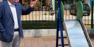 Επισκέφθηκε τις παιδικές χαρές ο Λευτέρης Αλεξανδρίδης: