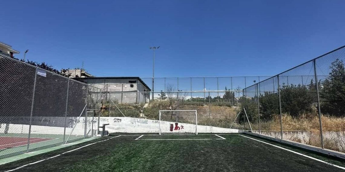 Κλοπές και καταστροφές στα νέα γηπεδάκια στη Νυμφαίου