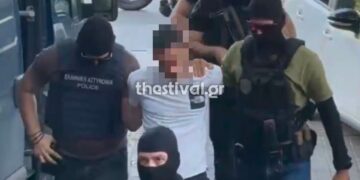 Θεσσαλονίκη: Στα Δικαστήρια ο 25χρονος που συνελήφθη για τη δολοφονία της Βάγιας Νέστορα – Δείτε βίντεο