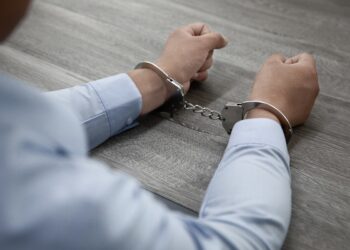 Εύοσμος: 35χρονος έκλεψε το κουτί με τα φιλοδωρήματα από κατάστημα