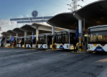 Θεσσαλονίκη: Στους δρόμους 50 νέα ηλεκτρικά λεωφορεία του ΟΑΣΘ – Σε ποιες γραμμές μπαίνουν