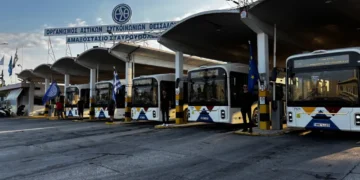 Θεσσαλονίκη: Στους δρόμους 50 νέα ηλεκτρικά λεωφορεία του ΟΑΣΘ – Σε ποιες γραμμές μπαίνουν