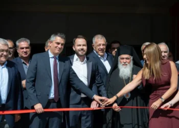 Εγκαινιάστηκαν δύο νέα λύκεια στον δήμο Παύλου Μελά