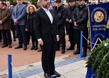 Ένωση Συλλόγων Γονέων και Κηδεμόνων Δήμου Κορδελιού – Ευόσμου «ΑΡΙΣΤΟΤΕΛΗΣ»- Κατάθεση στεφάνων